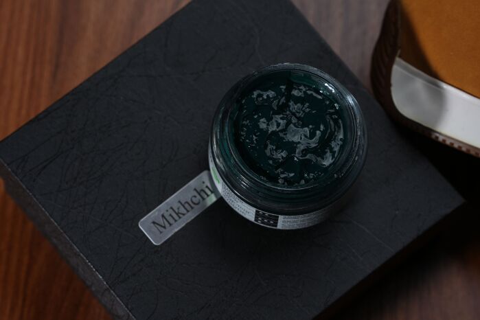 نگهداری چرم