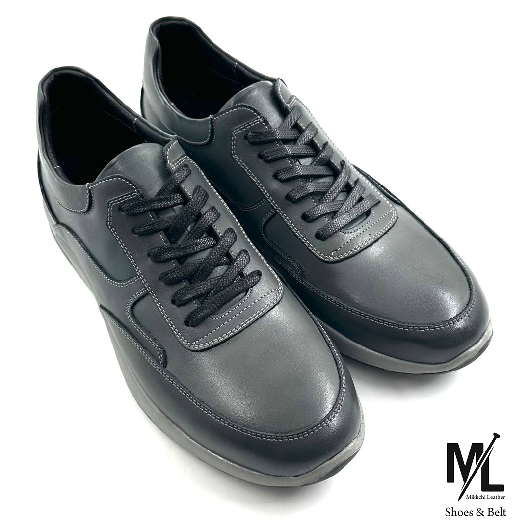  کفش کتانی اسپرت راحتی چرم مردانه | کد:E10 | چرم میخچی | طوسی رنگ |‌سایز بندی ۴۰ تا ۴۴ 