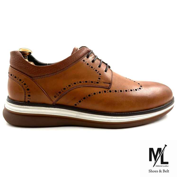 کفش اسپرت کلاسیک چرم مردانه | کد:E408 | چرم میخچی | عسلی رنگ | جنس رویه از چرم طبیعی گاوی ارگانیک تبریز می باشد.