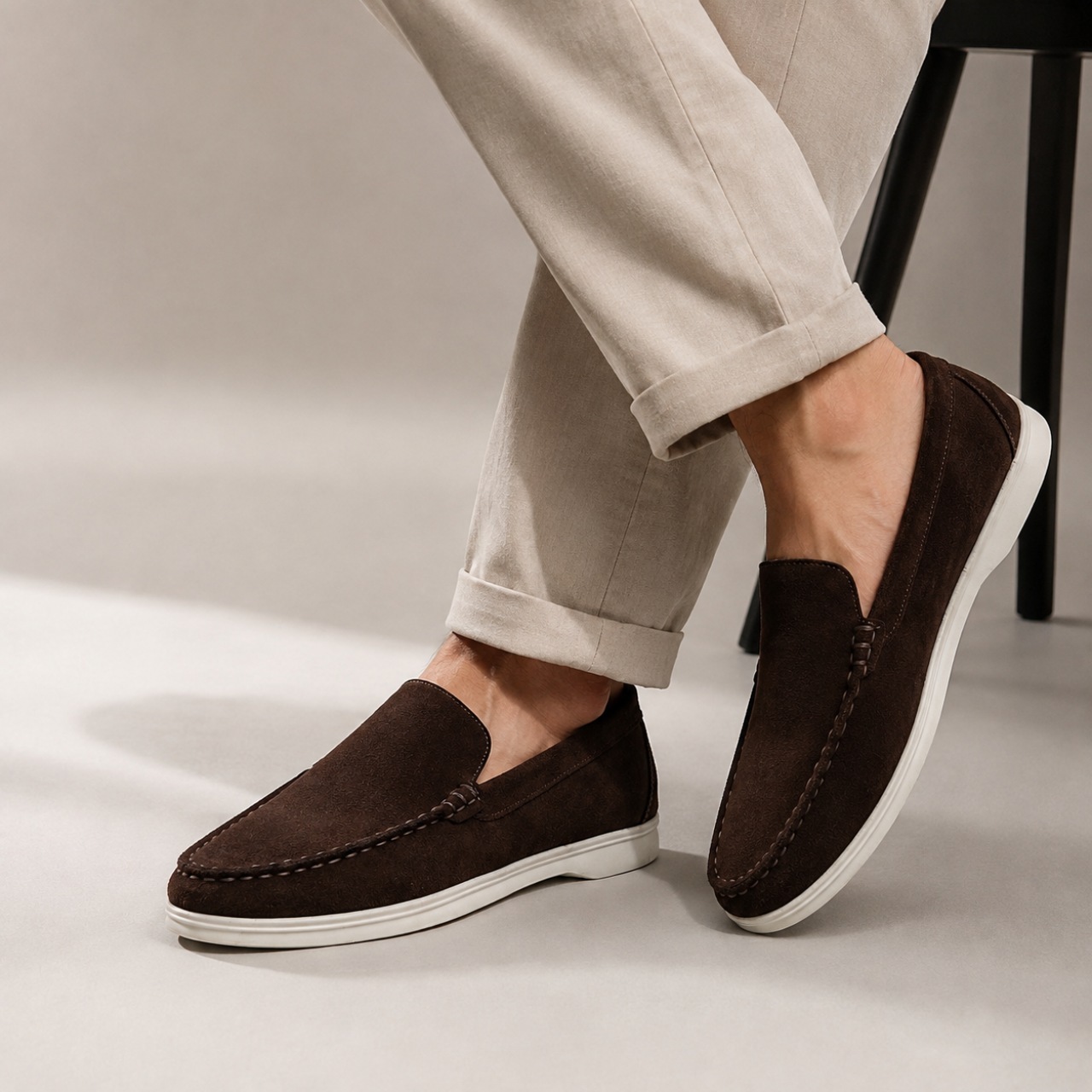 کالج چرمی مردانه رنگ قهوه ای