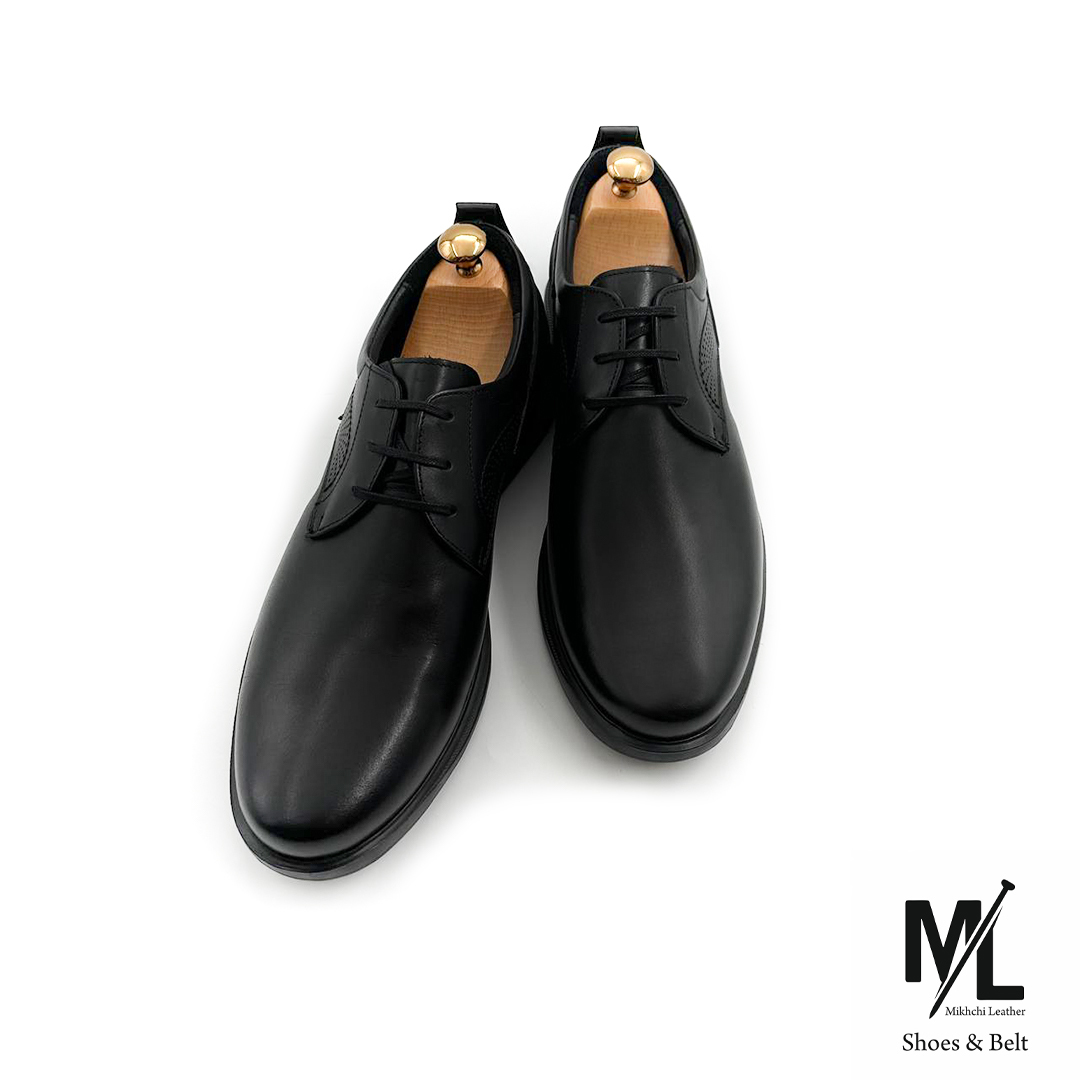  کفش اسپرت کلاسیک تمام چرم مردانه | کد:P22 | چرم میخچی | مشکی رنگ | جنس کفی داخلی چرم طبیعی طبی دست دوز 