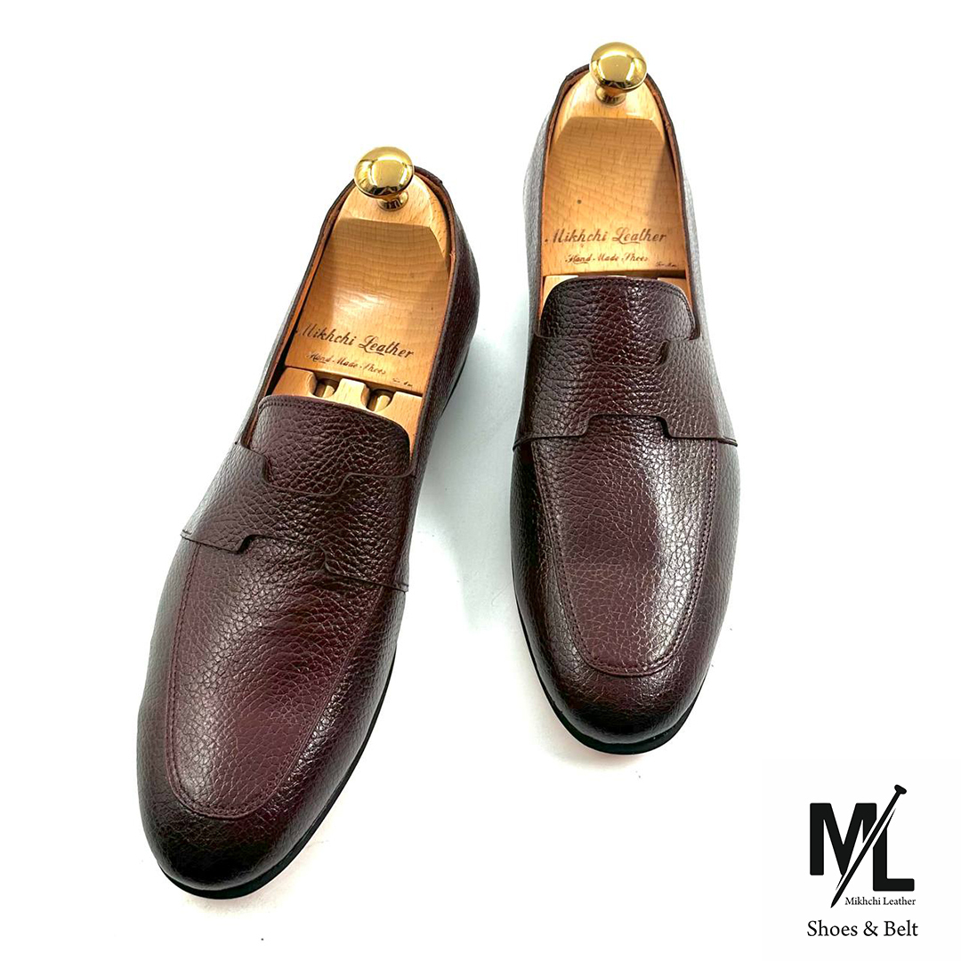  کفش کلاسیک مجلسی چرم مردانه | Vip | کد:T115 | چرم میخچی | قهوه ای رنگ | مناسب استفاده روزمره و طولانی مدت در طول روز. 