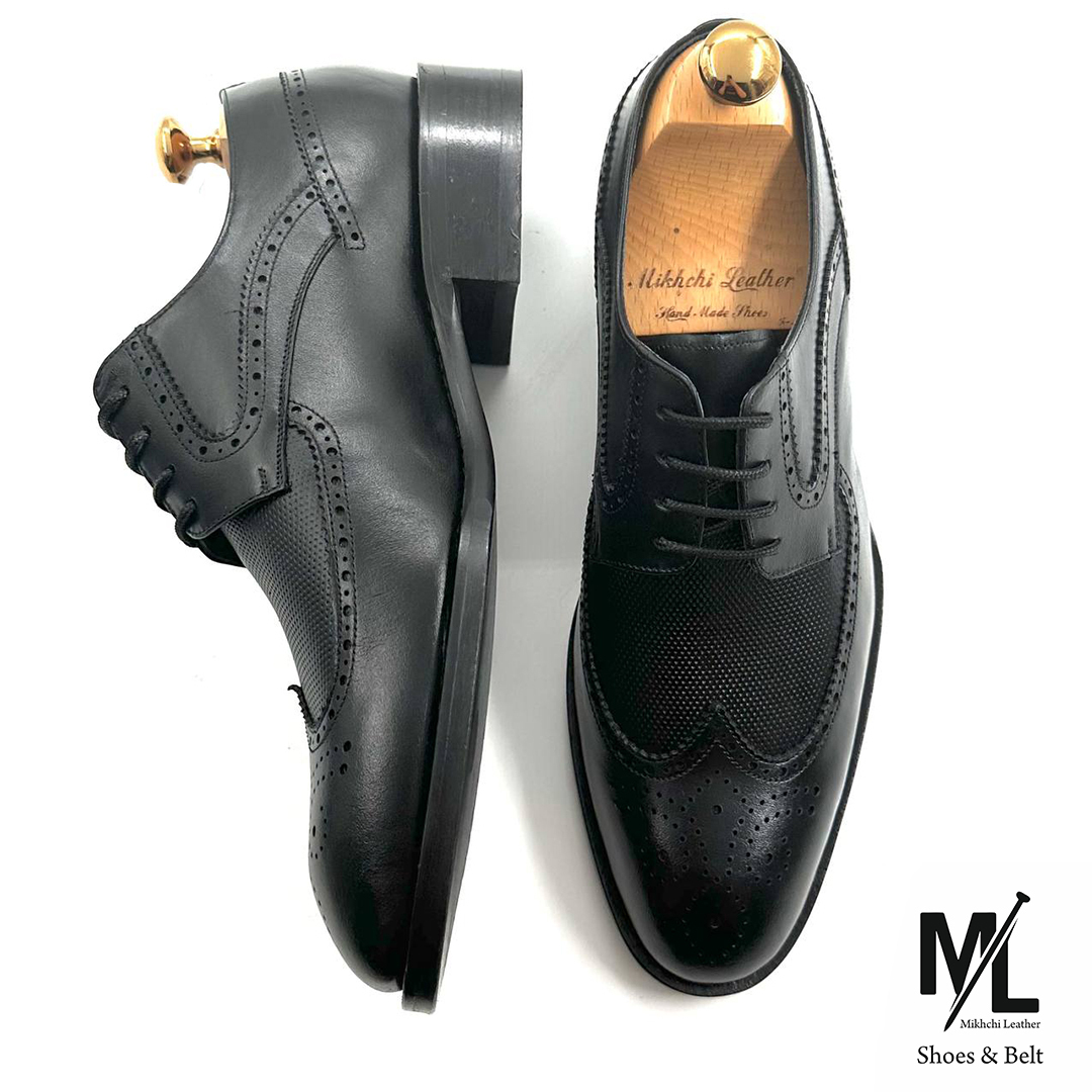  کفش کلاسیک مجلسی چرم مردانه | Vip | کد:M118 | چرم میخچی | مشکی رنگ | مناسب استفاده طولانی مدت در طول روز بعلت طبی بودن. 
