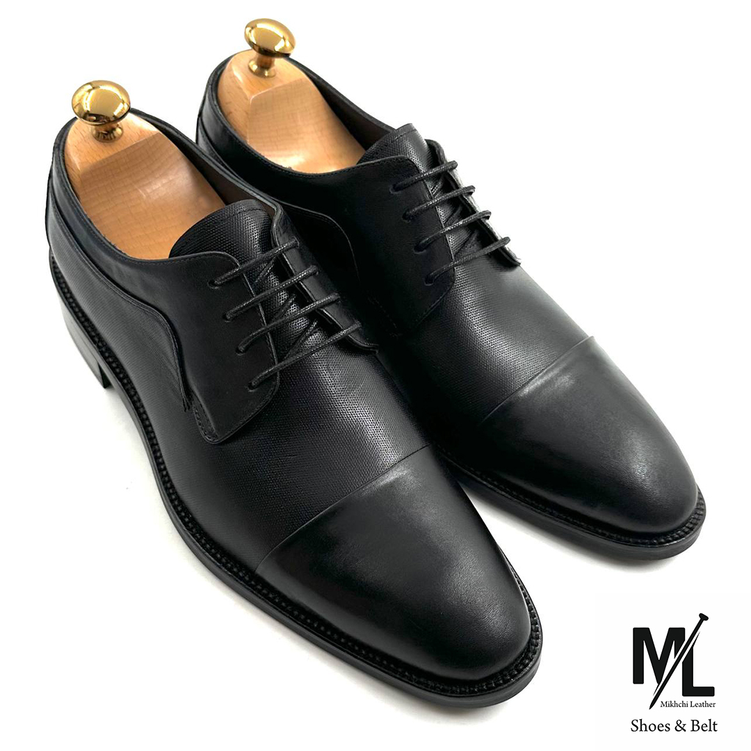  کفش کلاسیک مجلسی چرم مردانه | Vip | کد:M116 | چرم میخچی | مشکی رنگ | مناسب استفاده طولانی مدت در طول روز بعلت طبی بودن. 
