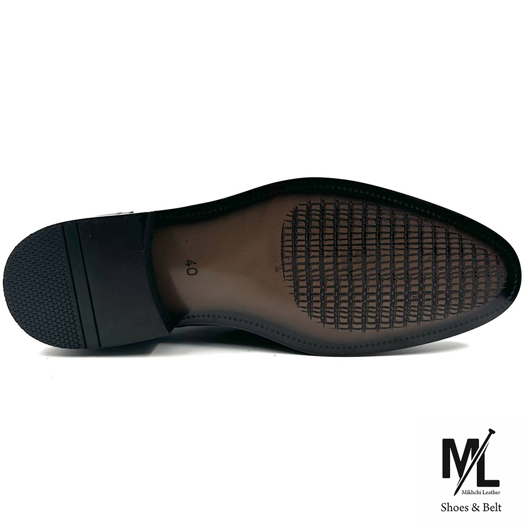  کفش کلاسیک مجلسی چرم مردانه | Vip | کد: M318 | چرم میخچی | مشکی رنگ | جنس زیره کفش میکرولایت ترک وارداتی درجه یک. 