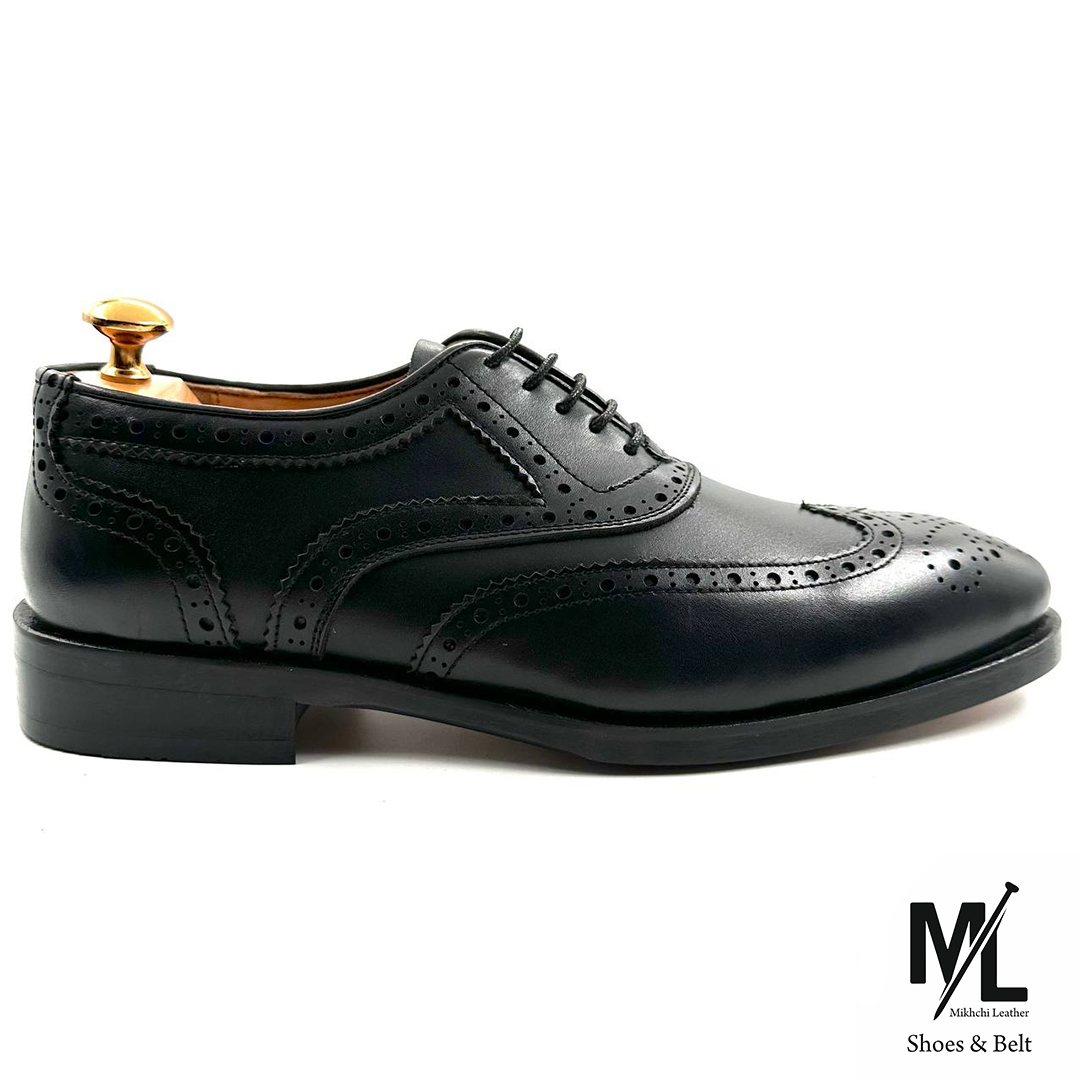  کفش کلاسیک مجلسی چرم مردانه | Vip | کد: Z718 | چرم میخچی | مشکی رنگ | جنس آستر داخلی کفش چرم طبیعی گوسفندی میشن. 